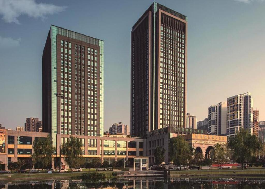 Chongqing Huachen International Hotel Экстерьер фото