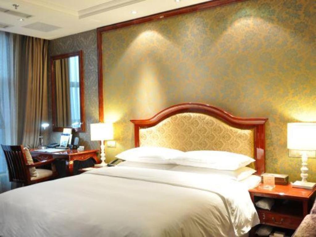Chongqing Huachen International Hotel Экстерьер фото