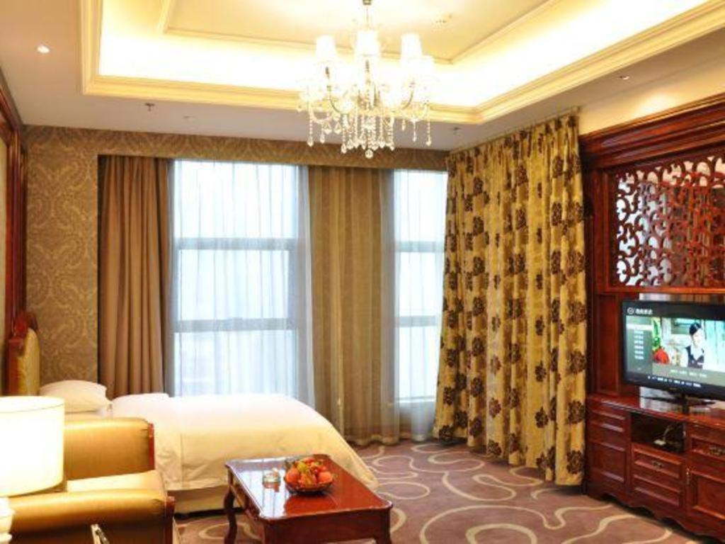 Chongqing Huachen International Hotel Экстерьер фото