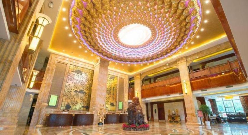 Chongqing Huachen International Hotel Экстерьер фото